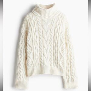 H&M White Chunky Cable Knit Turtleneck Sweater Small